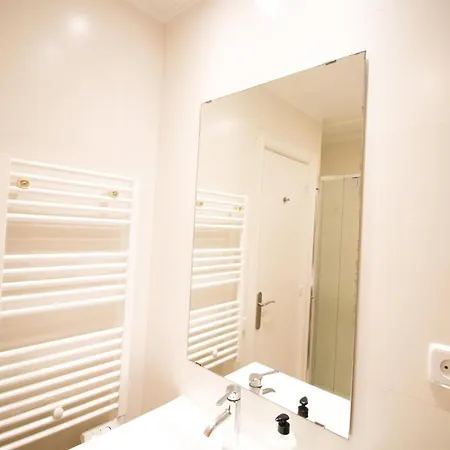 Daire For 6 People, Equipped And Confortable